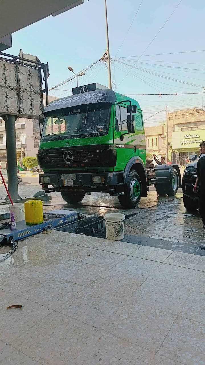 سلام عليكم البي موديل ١٩٧٥ مكينه ٢٨ محسن لانضوح ولاتبخير كير ١٦٠ تخم تاير جديد حداديه جديدة سيارة جاهزة خير من الله 
السعر واستفسار 👇
***********
