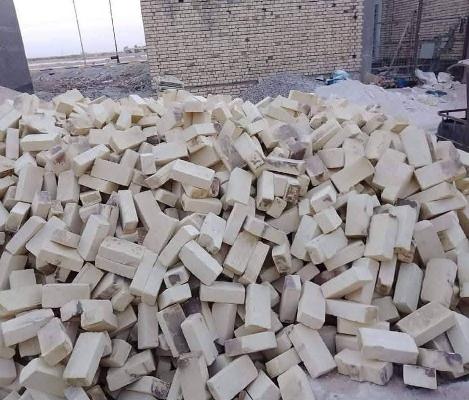 يوجد طابوق عادل للبيع 
***********
***********
تواصل على الواتساب وعلى الرقم
