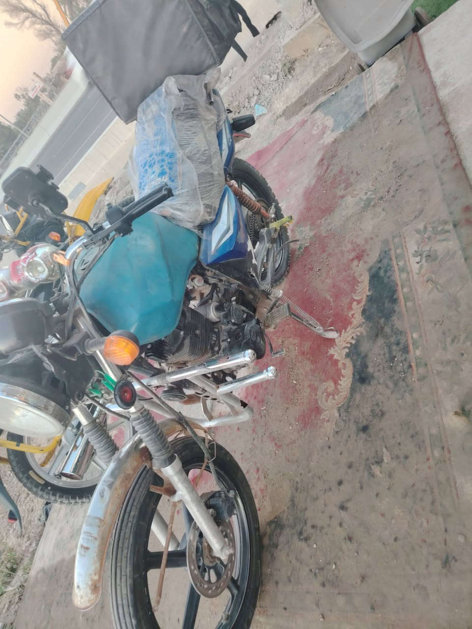 دراجه هوندا محرك خير من الله برغي ممفتوح
للبيع ب ٣٠٠ وبيه مجال
العنوان السريدات قرب سيطرة الشعب القديمة مدخل حي الشهيدين
***********
