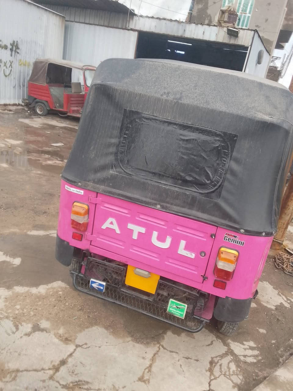 موديل 19 سعر 1,700  علوان مدينت الصدر*********** واللي يريد يراسلني على الواتساب
