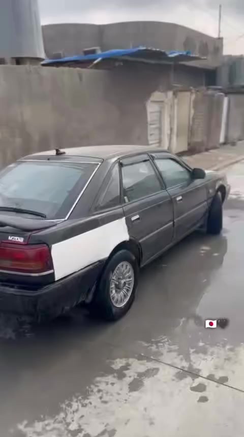 للبيع مازدا 
موديل 1990 محرك 8 بخ كابريتار شرط التحويل والوكالة بيها كابون بانزين مكاني كركوك 
صدر كامل مضبوط 
تخم تايرات جديد 
تخم ويل كروم جديد 
كهربائيات كيجات كله شغال 
جمات كهرباء 
جاهزه من كلشي بدون نقص 
***********

