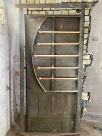 باب حديد • نضافة 90% • 2م×95سم