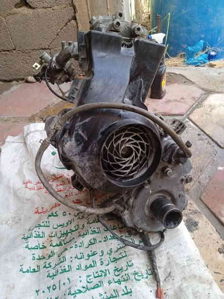 مكينه TVS بلاد لاتنقص ولاتبخر المكينه توه مبدل الها فناجين اثنين شركه ومبدل ملف شركه ومبدل اكسن كامل بس المكينه صار بيه صوت ماعرف شنو كرنك او زنجيل مادري المهم رايدها 200  العنوان بصره قبله ***********
