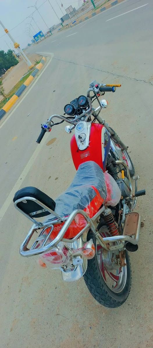 سلام عليكم 🫡
دراجه تايموته هوشه مديل 2017 طالعه بل 2019 دراجه نضيفه انضف من صوره 

مكفوله كفاله  عامه مكينه شرط مامفتوحه وين مايعجبك تطلع تراي بيها وين مايعجبك تفحصها 

اي نقص مابيها كهربائيات كلها شغاله اي نقص مابيهن 

نكره سلف هندر واحد 

بريك امامي خلفي 

كلها شغاله مكان. ناصريه.  #السعر650 وبيه مجال متواجد ع فيس ع واتساب 

‏‪***********‬‏
