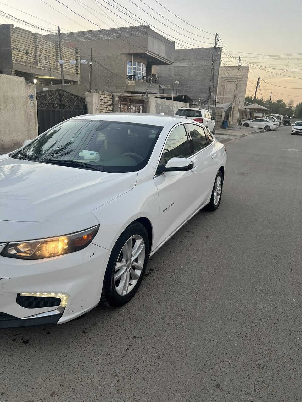 � ماليبو 2018 للبيع
▪️ النوع: شفروليه ماليبو
▪️ السنة: 2018
▪️ الممشى: 211 ألف كم
▪️ القير: أوتوماتيك CVT
▪️ الحالة: السيارة كاملة من كل شي
▪️ الملاحظات: نواقص بسيطة كلش وما تأثر على الاستخدام

السيارة، مناسبة للاستخدام اليومي، وكل شي بيها شغال و انطيك تراي للبصره. 

💰 السعر: لمعرفة السعر الاتصال
📞 رقم الهاتف: ***********
