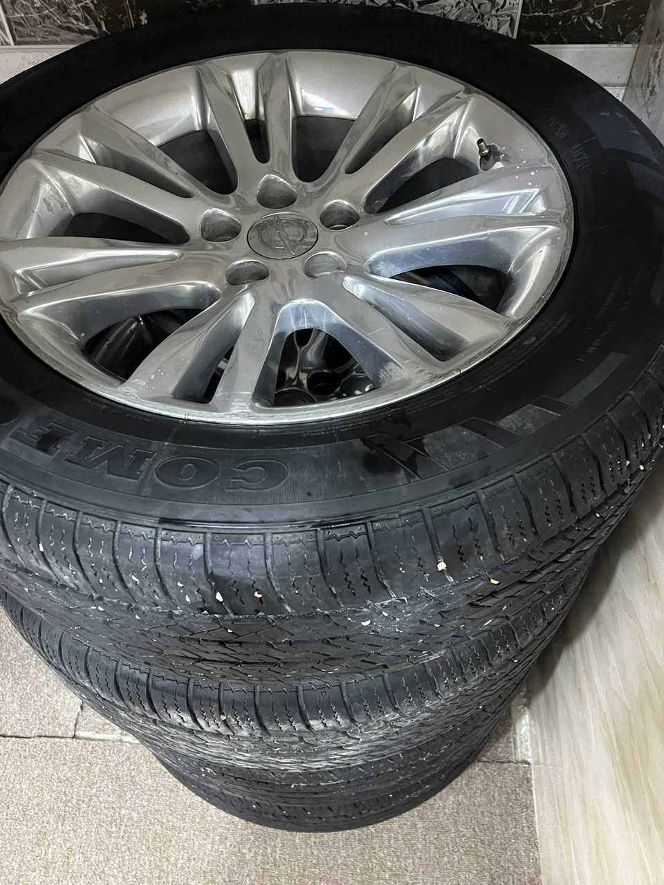 سلام عليكم ويل مكسيكي للبيع اصلي مكسيكي مع تخمً تاير زوجً قبلً٣ ايامً شادهن وزوج نضافتهن ٩٠ بل ١٠٠ مكاني كربلاء***********
