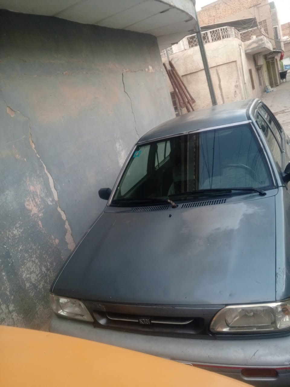 كيا برايد 94 بلادي كلشي بيها بلادي تبريد شغال نقص غاز بيها فقط رنكات والباقي مكفول السعر 38 وبيها مجال بغداد الحرية ***********
