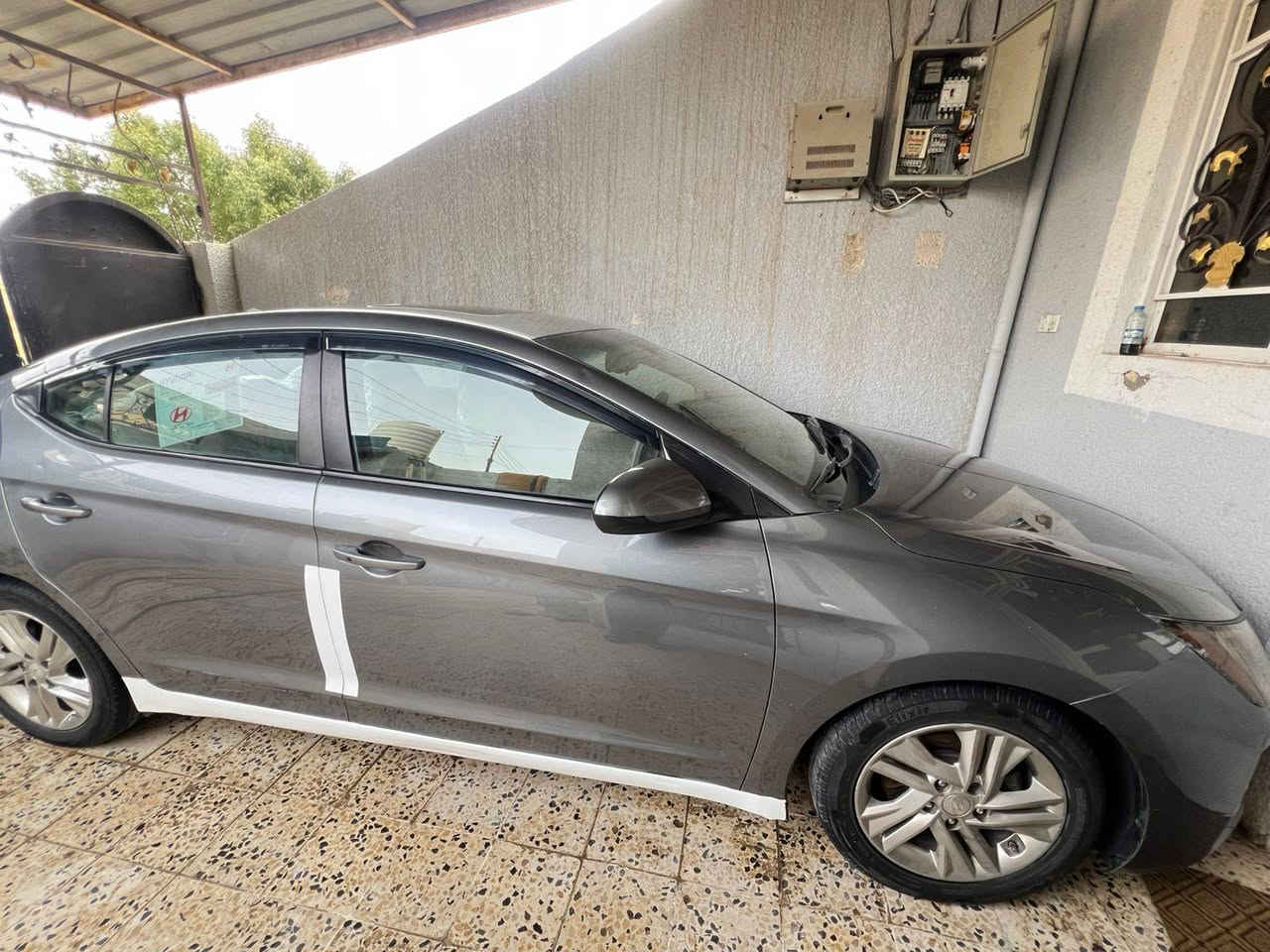 سياره النترا موديل ١٩ فول لمتت منضومه غاز سيارة كامله بدون نقص للبيع حادثها جاملغ خلفي وقبغ جنطه مكينه ممفتوحه مكينه ٢٠٠٠ دوش ماشيه ١٣٥ للاستفسار الاتصال على الرقم ***********
