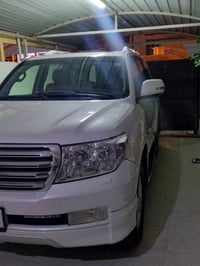 لاندكروزر 11ستينيه حجم 5700 مكفوله فول السياره للاستفسار الاتصال 07906...