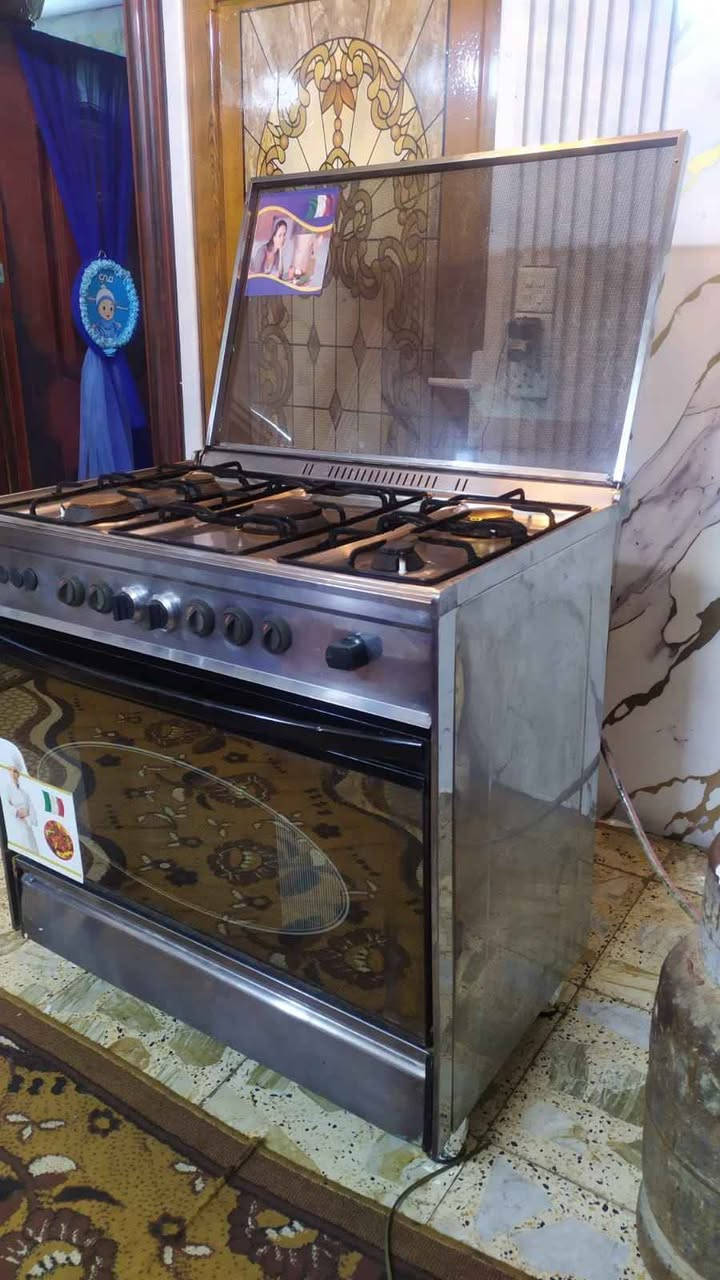 طباخ خمس عيون ايطالي نضيف شغال سعره 175
مكاني بغداد 
ابلادي مامصلح الباب الاول
الشراي صدك يجي خاص بدون كسران بغداد, العراق


**إذا كنت صاحب هذا الإعلان وتريد حذفه لأي سبب، رجاءا أرسل رسالة إلى الدعم الفني**