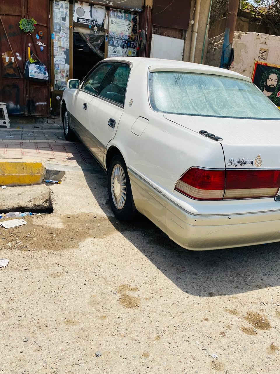 سلام عليكم راس الثور البيع 
كفاله فول مواصفات عده الفتحه 
السعر 110وبيه مجال هذاه رقمي ***********
