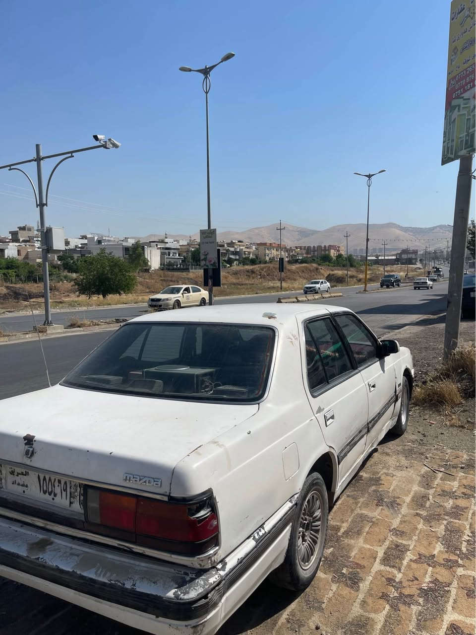 مازدا ٩٢٩ گير عادى مهكينه ١٢ كابرىته ر ئارمى پلاستيكى سليمانى گير و مه كينه و ئاكسل به شه رت سعرى ١٣ گه لاو معامه له شوين سليمانى 
گورينه و ه و فروشتن
*********** Singapore
