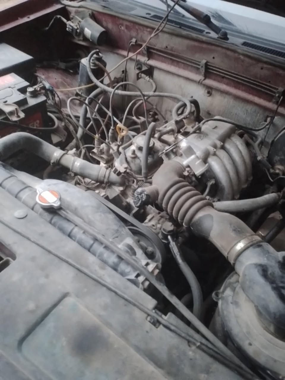 بيكم كنوا 2009سياره نظيفه قطره خياس مابيها مكفوله من الضربه القويه 
كير ومكينه واكسن شرط حداديه وتايرات جدد توني مسويهن رقم الماني ديالى مالكها بالسماوه ومداورها بالسماوه
شرط السعر 45  ...***********
