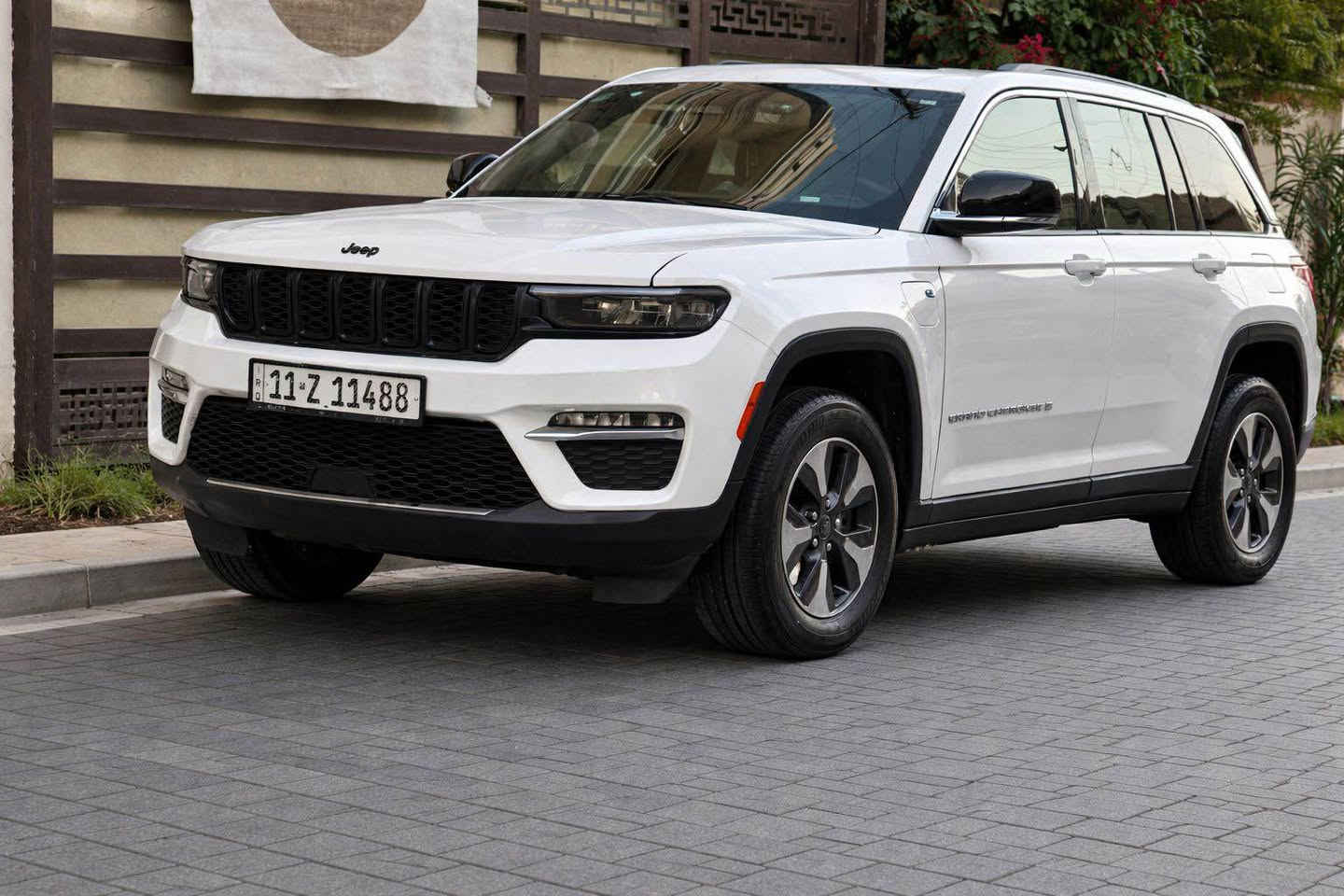 سلام عليكم من رخصه الادمن المحترم سعر 270بيه مجال موديل 2024
جيب لمتد فول موصفات

‭***********‬

بغداد رقمه شبه مميز ‭
حادثه موضح شاصي لغد كفاله راديترات نفسهن راجعات فقط بنيد مبدل ماشيه 50 
جديده سياره بوضعيه الشركه 
كير محرك كله تبريد خير من الله 
مكان سياره الدوره ‭***********‬ بغداد, العراق
