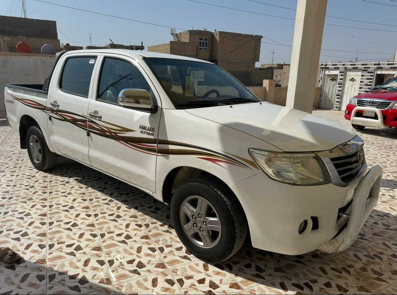 السلام عليكم للبيع بيكم تيوتا هايلوكس مديل 2015كويتي الساير فول اوتماتيك شاصي 19  رقم نجف بسمي سنويه جديده لل 29 جاهزه السياره مكينه كير حداديه تبريد تخم تاير ما ناقصه برغي سياره وضع شركه مكينه ما مفتوحه مكفوله كفاله عامه السعر 218وبيه مجال لاستفسار ***********المكان بل سماوه ❤️
