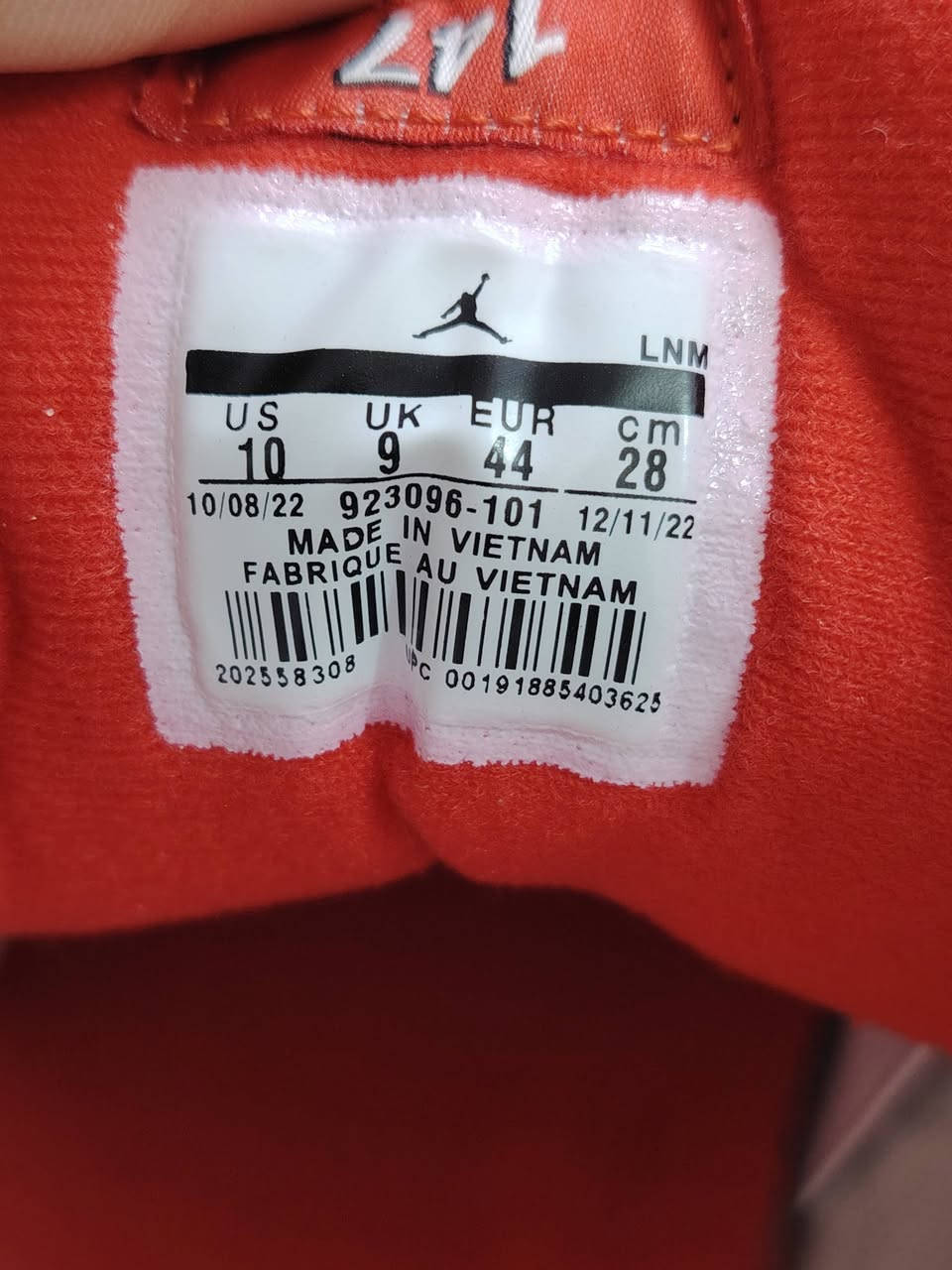 السلام عليكم حبايب من رخصت الادمن حبايب يتوفر قطع
نايك جوردن شرط اصلي جديد غير مستخدم قياس 44 لون ابيض شرط جديد واصلي باركود مثل ما موضح السعر 80 الف يتوفر توصيل جميع محافظات العراق


**إذا كنت صاحب هذا الإعلان وتريد حذفه لأي سبب، رجاءا أرسل رسالة إلى الدعم الفني**