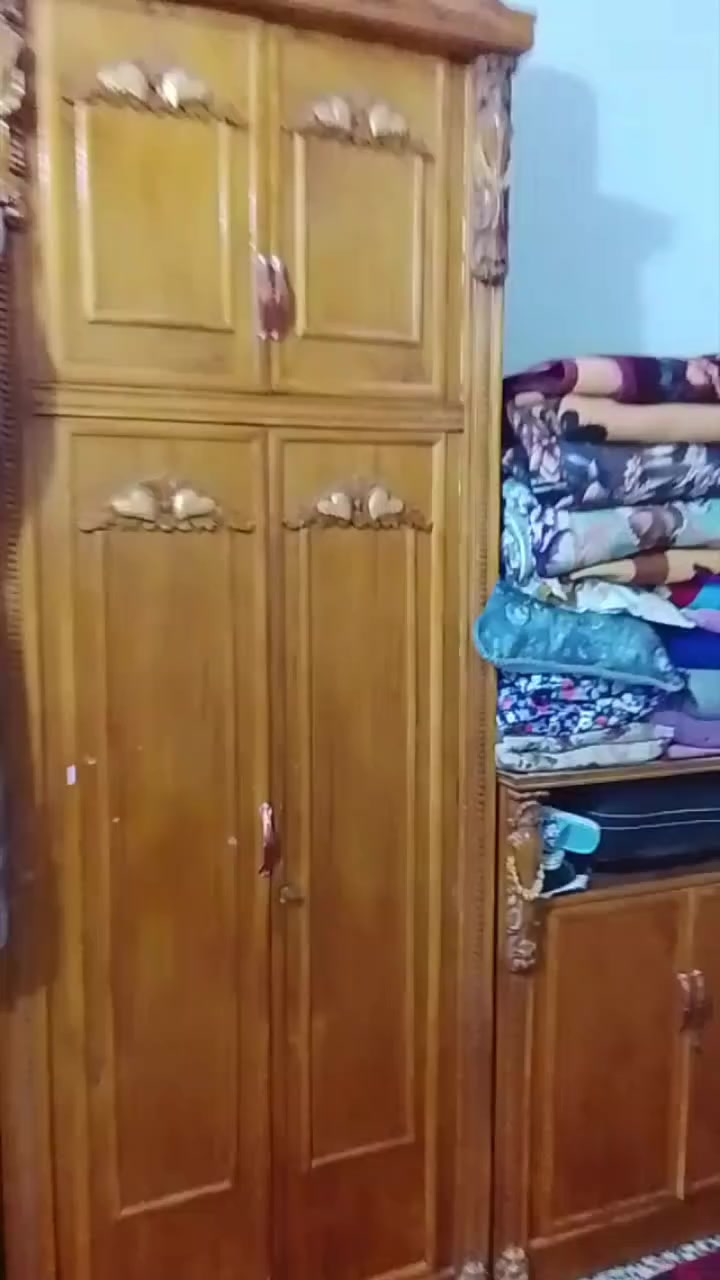 غرفه للبيع عنوان الشعب السعر 1,600 ***********
