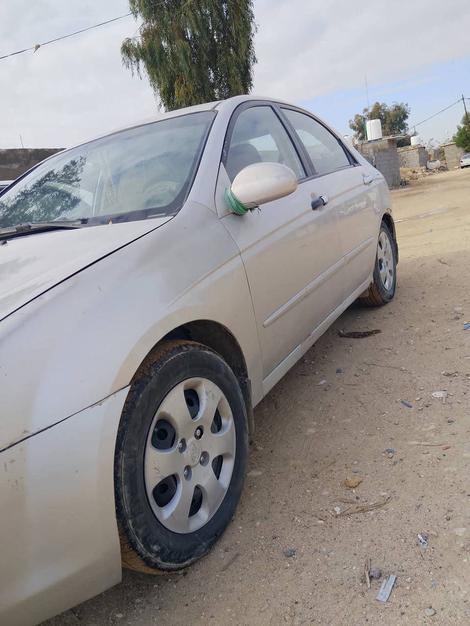 سلام عليكم يوجد سبكترات 2 وارد مكان كربلاء  أمريكي
البيضه/ سبكترا ٢٠٠٧ نضيفه كلشي شغال حداديه جديده تبريد وتدفئه نضيفه 
الرصاصيه /وارد أمريكي ٢٠٠٩ نضيفه كلش كلشي شغل تبريد وتدفئه 
الاستفسار /***********___***********
