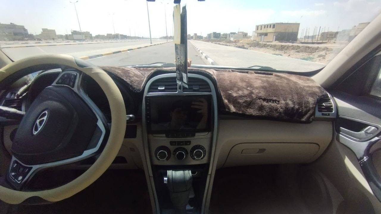 سلام عليكم
للبيع شيري تيگو3 موديل 2018 فول مواصفات  رقم بصرة تحويل مباشر  (ماشية 104 الف كيلو ) السيارة  بيها ضربة جاملغ جهة السائق ومصلح تبديل جاملغ وبنيد وبيه مكانات صبغ  //مكان السيارة البصرة ياسين خريبط سعرها (٧٥$ورقة) وبيها مجال بسيط للاستفسار اكثر الاتصال بالرقم ***********
