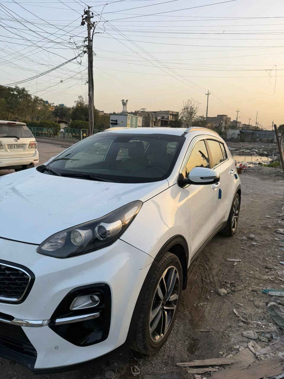 كيا سبورتج خليجي موديل ٢٠١٩ رقم بغداد الماني مبدل بنيد فقط وباقي السيارة ملاحظات بسيطة جدا السعر ١٨٥ ورقة وبيها مجال بسيط موبايل ***********  .
