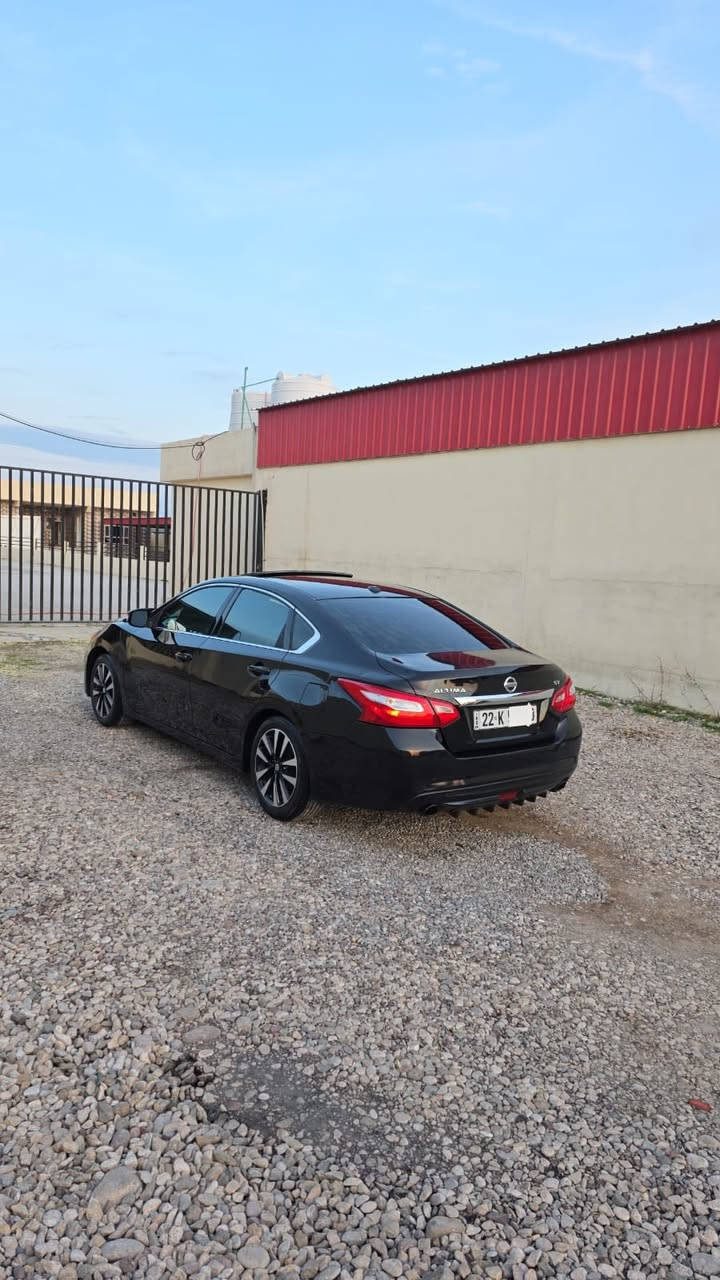 يالله السلام عليكم للبيع نيسان والتيما موديل 18 فول واحد عله واحدسياره بسمي ضرر جاملغ سكن وجاملغ خلفي بدون دواخل ايرباكات كله سليمه محرك وگير شرط ماشيه 95 ميل السياره احلا من الصور مكاني تكريت القادسيه السعر 17 وبيه مجال شي بصيط حك الجيه ***********__***********
