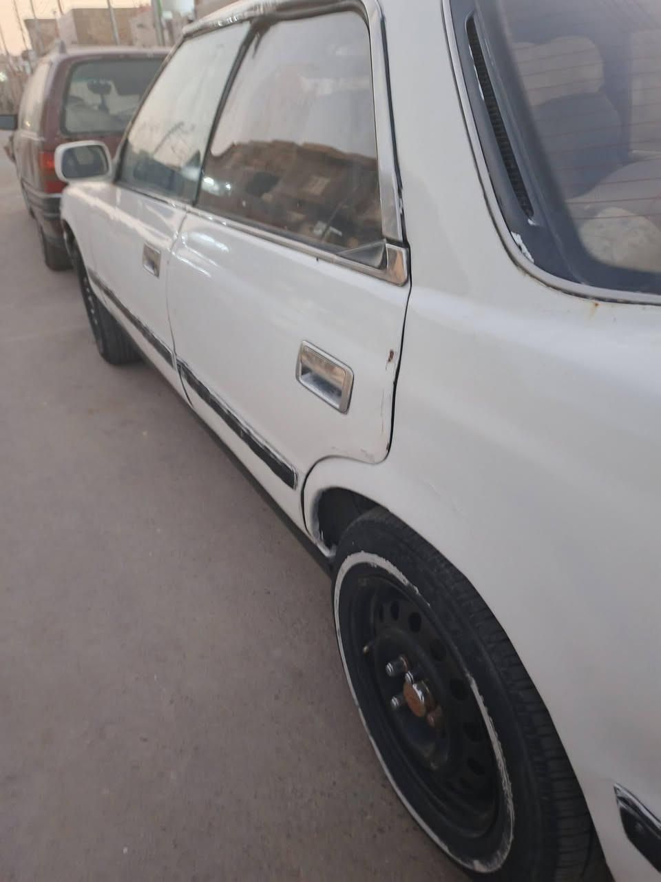 سلام عليكم مارك مكينه كير ثنين ونص ديلكو تبريد شغال كهربائيات شغاله سنويه عضم عاج 24 راعيها بل ناصرية رقمها واسط  مكاني ناصرية سعر 25 وبيها مجال ***********
