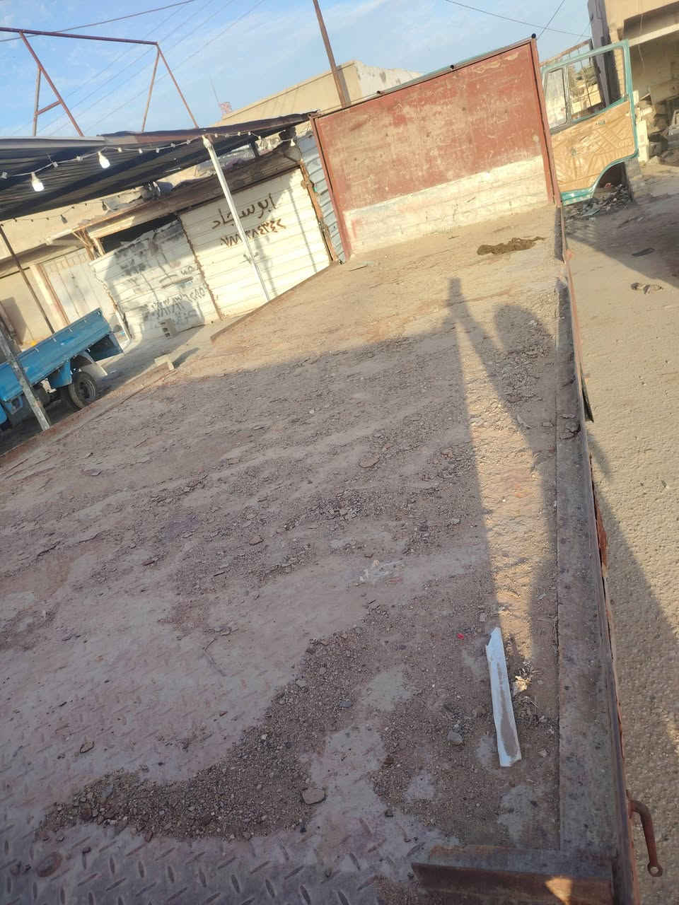 السلام عليكم
سطحه للبيع طول 7وربع نضيفه كلش
مكاني بابل _المسيب
للاستفسار الاتصال على الرقم ***********
***********
