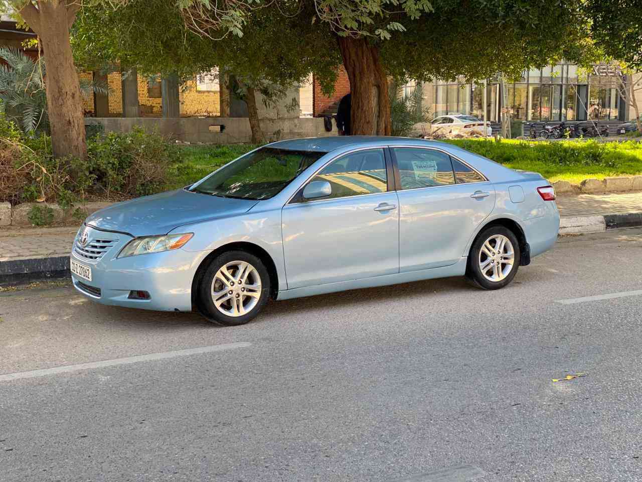 تويوتا كامري وارد امريكي جاملغ فقط موديل 2009 مكفولة من ضربه به رشات صبغ  اثر جراد  فول مواصفات واحد عله واحد تحكم استيرن مري شفط كشنات كهربائية شاشا كبيره كامره حساسات تبريد تدفها شغال داخل بيجي مكينة وكير مكفولات لا تبخير ولا تنقيص رقم بغداد انكليزي سنويا الى 30 تحويل ثاني يوم سعر 78  مكان كربلاء   رقم الهاتف ***********
مكلف بنشر
