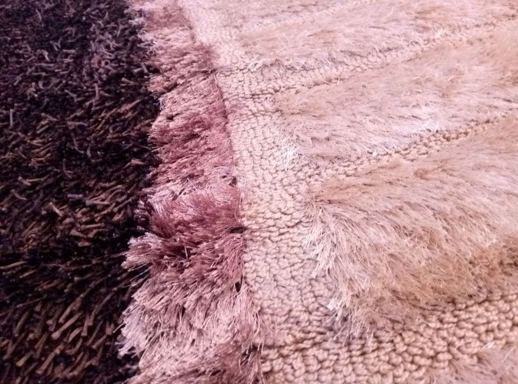 زوليه شعروره فرو اصلي جديده وجبيره قياس 3/5 ماعندي مكان افتحهه عنوان البياع شرطه خامسه


**إذا كنت صاحب هذا الإعلان وتريد حذفه لأي سبب، رجاءا أرسل رسالة إلى الدعم الفني**