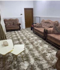 دار للبيع  حي الفرات داخل فرع اسواق الجوهره   مساحه ١٠٠ متر   الواجه ٥...