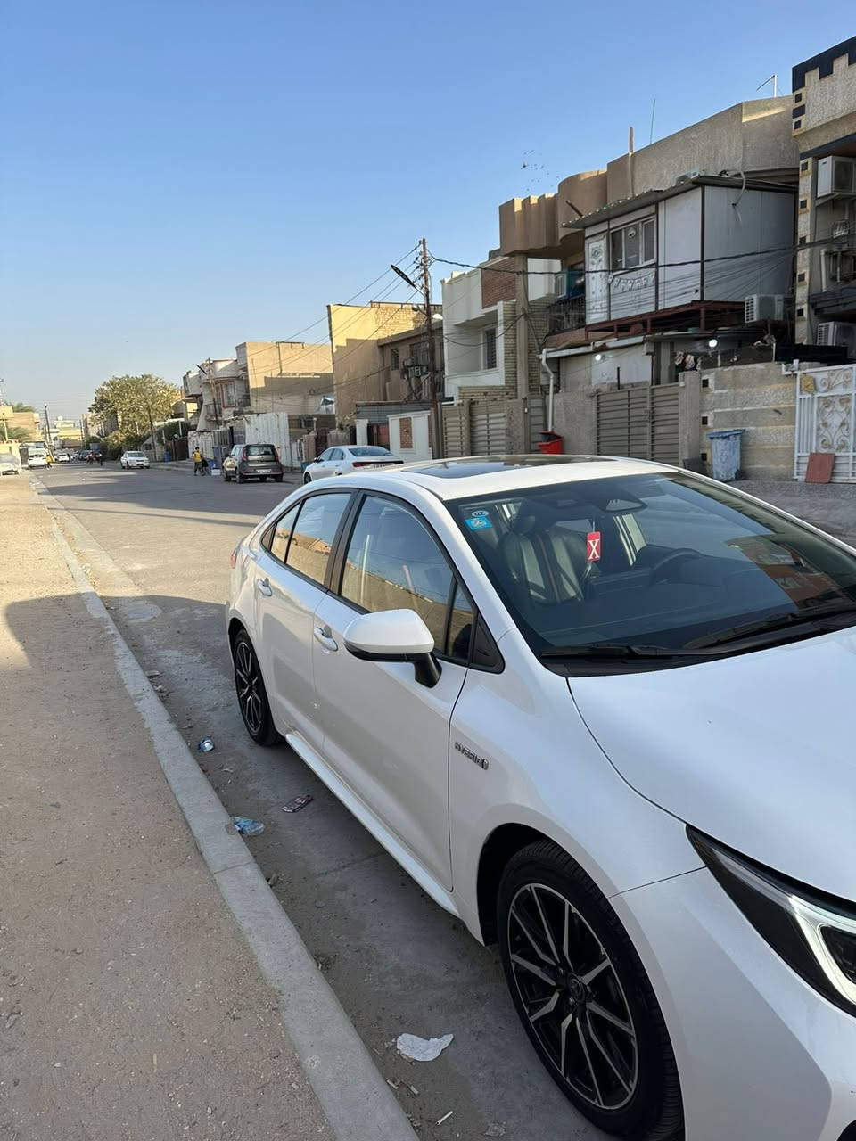 السلام عليكم
كورلا هايبرد 2024 شكل S 
ماشية 32,000
المواصفات:
فتحة سقف 
بصمه 
قطعتين تبريد 
شاشه
كامره خلفيه 
رادار امامي 
وهواي مواصفات 
السياره مكفوله من الضربة والبارد والشخط 
السعر155$ وبيها مجال بسيط 
للاستفسار:***********
