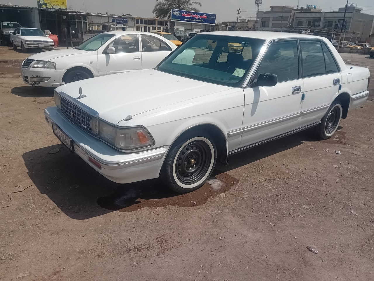 سوبر سيدان موديل 1990 للبيع سياره يسره بلادي مكينه وكير بطه بحاله جيده جدا سياره جاهزه فقط التبريد رقم مميز السعر 63 مكاني بغداد الدوره هاتف ***********

