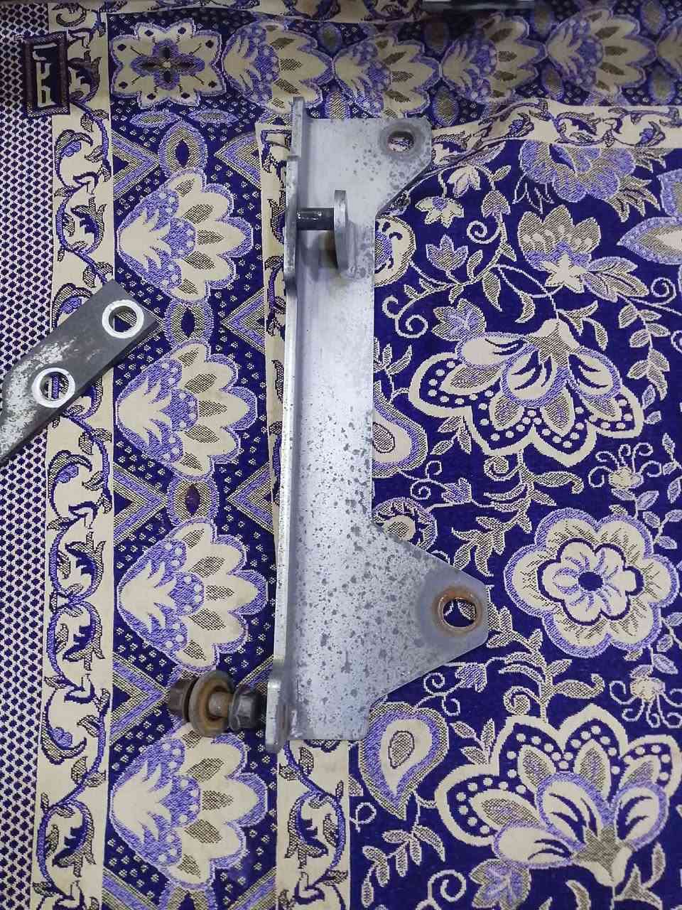 سلام عليكم درع مال سكانيا كامل هوه وبلاجكتوراته وقواعد للتصال السعر٢٥ورقه/***********
