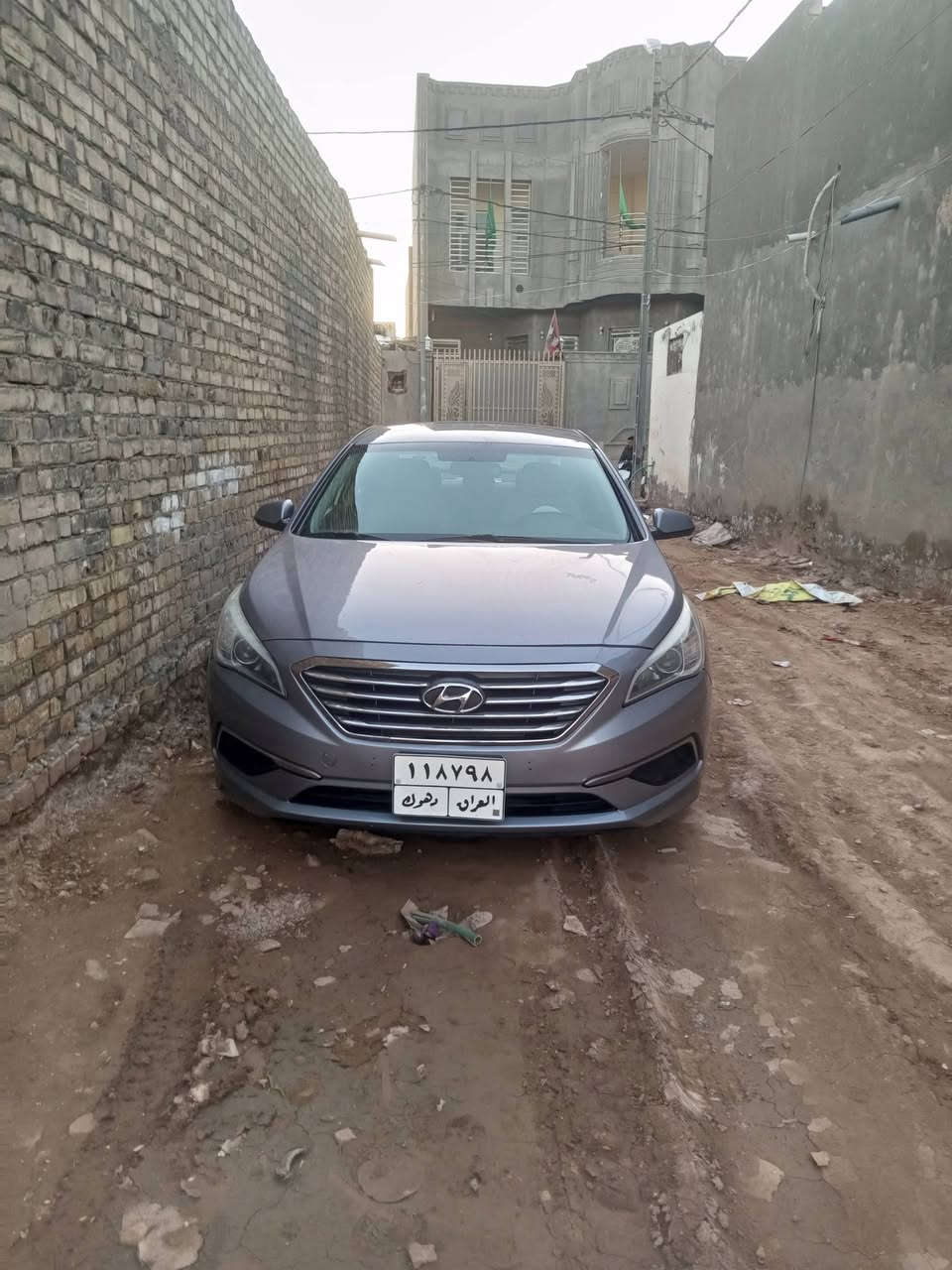 سلام عليكم
سوناته 2016امريكي 
سونار موجود بالمنشور ليبل واحد بدون دواخل شواصي لغد مكفوله  بس البنيد مبدل 
 والجاملغ والباب صبغ حته البراغي ما مفتوحه شرط
مكينه جديده مبدله شرط دوانز ماكو كير مكينه مكفولات 
تبريد ثلج 
حداديه جديده 
تخم تاير وباتري ما صارلهن  شهر من مبدلهن  
دواخل جديده 
السياره جاهزه 
رقم دهوك
بأسم الكردي تريد تحويل تريد وكاله  
السياره جديده وما متعوبه وجاهزه للهزه 
العنوان الديوانيه الحمزه الشرقي 
***********
السعر 118وبيه مجال
