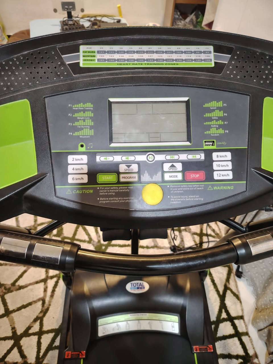 السلام عليكم
جهاز جري جديد استعمال قليل
يتحمل وزن ٢٥٠ كيلو
مع جهاز هزاز لتكسير الشحوم
مع مثبت قدم للبطن
السعر ٣٠٠ الف
مكاني بغداد السيديه
***********
