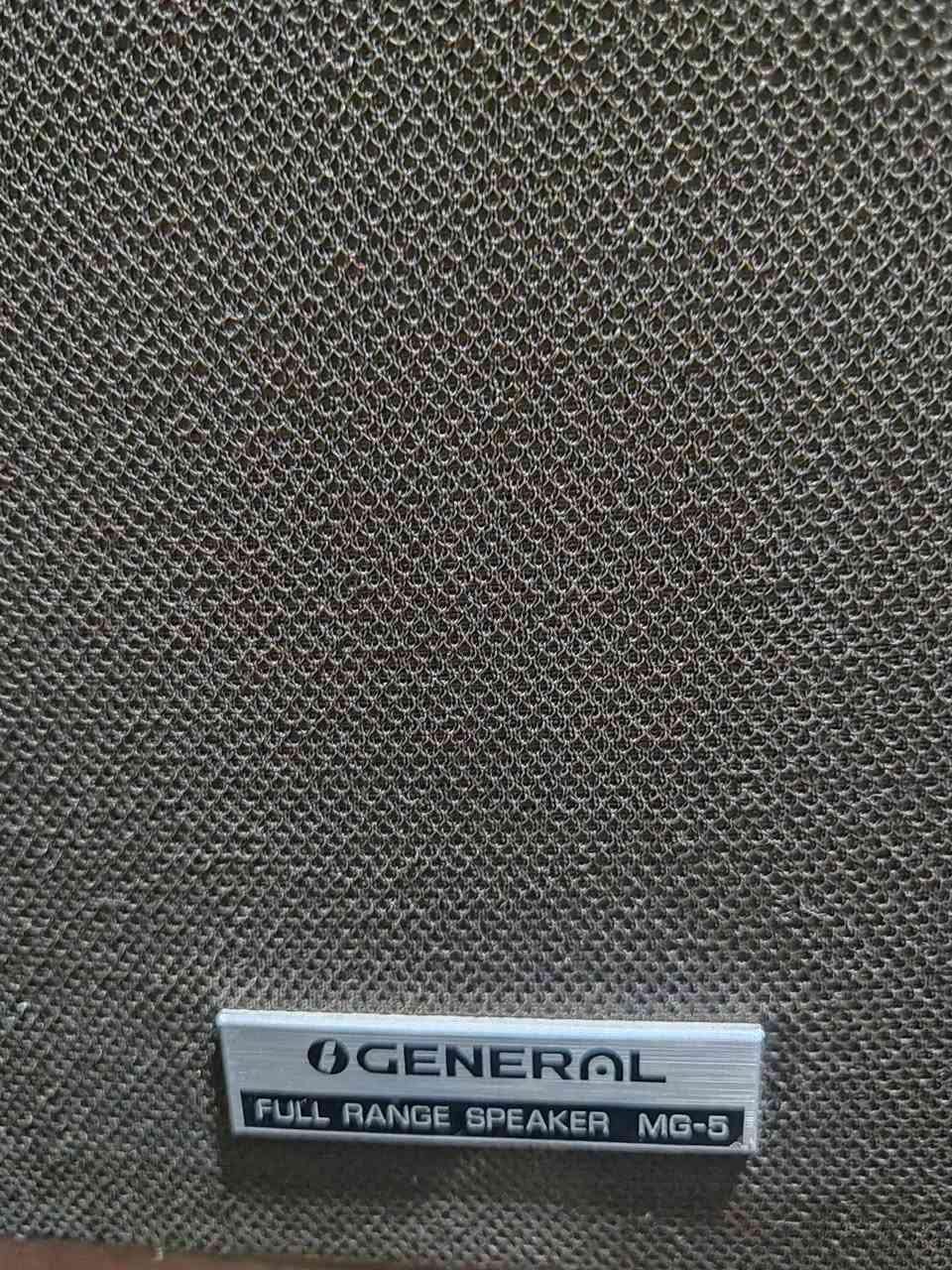 سماعات جنيرال  جدا نظيفات
التفاصيل واضحة من خلال الصور
السعر  40 الف ....  للتواصل ***********
