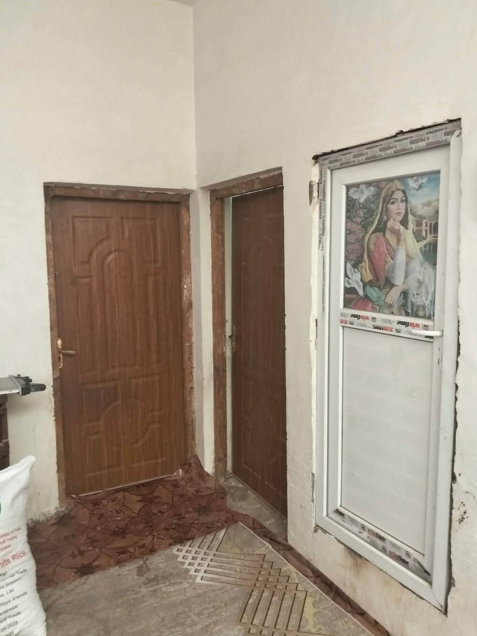 🔶 بيت بحي لفدأء بشارع ابو لبنان ثالث فرع عن المضخه.
💠💠💠💠💠💠💠💠💠
🫖🫖🫖🫖🫖🫖🫖🫖🫖
 لبيت ركن مساحته 100متر مربع 10 ×10 متر  . بناء طابوك وثرمستون والسقف  عكاده . متوفرة كل الخدمات 
💢💢💢💢💢💢💢💢💢
البيت طابقين :-
 المسقفات الطابق الاول غرفه نوم  واستقبال ومطبخ ومجموعة صحيه 
الطابق الثاني 3 غرف نوم .
🧿🧿🧿🧿🧿🧿🧿🧿🧿
السعر 140 مليون .
***********
