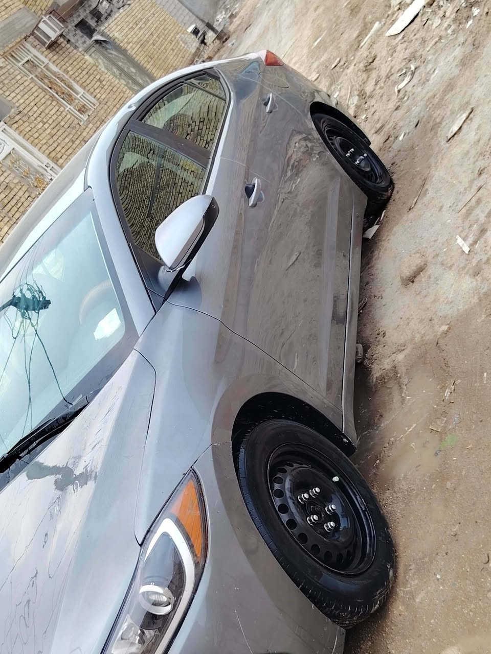 سلام عليكم الانتراء للبيع موديل 2018 سياره جاهزه حادثه شويه من جاملغ وشويه من بنيد مصلحات سعر 115 وبيه مجال للشراي رقم الهاتف *********** مكلف بالنشر سونارها موجود بالمنشور
