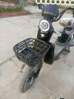 ⚡ موطور شحن (كهربائي) للبيع - سعر 250,000 ⚡
الحالة: مستعمل نظيف

​البطاريات: [شحنها سريع. وجديده].

​ يجي مع الشاحنة الأصلية.

​ ، نظام بريكات ممتاز، واقتصادي 100%.

250,000 دينار  (قفل).

​📍 الموقع: [صلاح الدين/ الشرقاط]

***********
