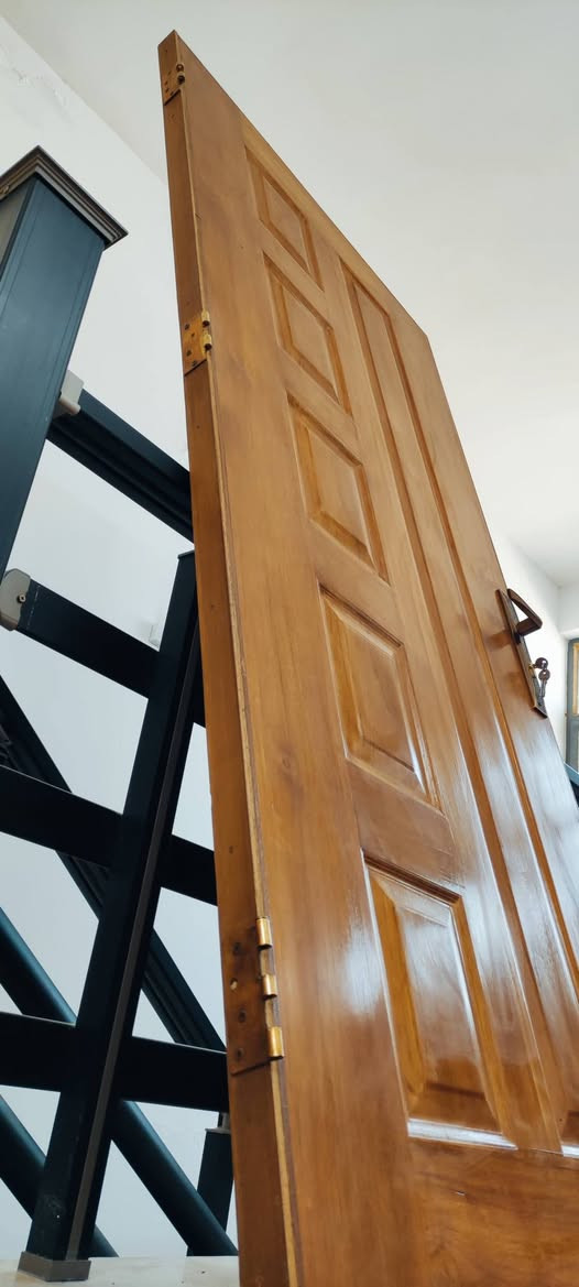 السلام عليكم ورحمة الله وبركاته
باب مع الملحق للبيع
 الطول = ١٧٩ سم
العرض = ٨٩ سم
الباب جديد وليس نضيف ومطابق للصورة ١٠٠% 
السعر // ((١٣٠)) الف فقط
العنوان // بغداد > البياع 
للتواصل بالخاص
 والماعنده امكانية ياخذه بلاش والله يرزق الجميع.


**إذا كنت صاحب هذا الإعلان وتريد حذفه لأي سبب، رجاءا أرسل رسالة إلى الدعم الفني**