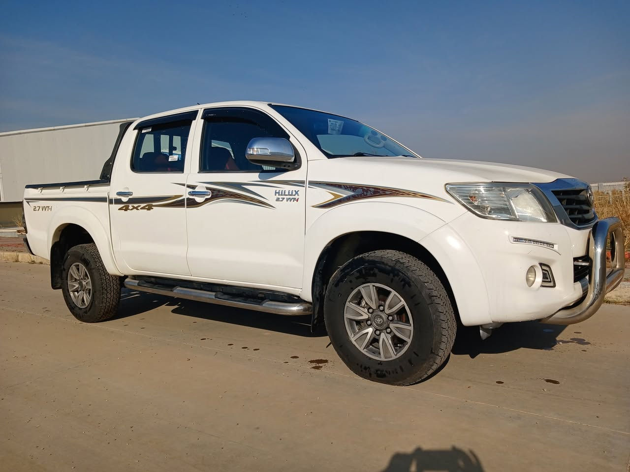 تۆیۆتا مەرزیە مۆدێل 2014
شەریکە جیهان
جام سلایت
ئاوێنە کارەبا
252 هەزار ڕۆیشتووە
بێ مەسروف و تەقەو ڕەقە
گێڕ و مەکینە ئەکسل بەشەرت
سەنەوی تازە بەسەر چووە
ڕەقەم باریك
سەیارەی ماڵەوەیە هی مەعڕەز نییە
ئەو دوو شوێنەی دیاریم کردووە
بن بەگلایتەکان بەس پەمپە
3 جێی ساردەکووتی هەیە
سەیارەکە لە هەولێرە

سحری 195 و معامەلەیەکی کەم

وەلامی کۆمێنت نادەمەوە موشتەری تەلەفۆن بکە

ڕەقەم و ڤایبەر و واتس ئەپ ***********
