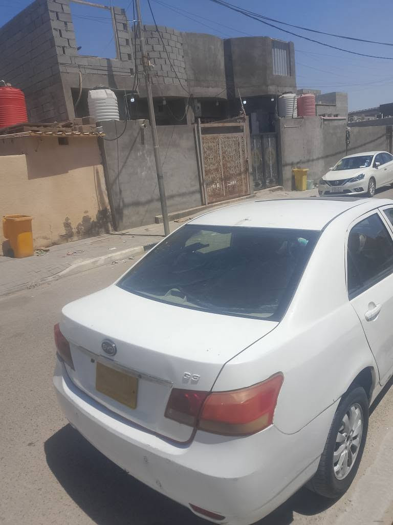 بي وايدي جي 3مديل13 مكينه كير 1800 سعر 35وبيه مجال عنوان البصره القبله *********** وت ساب فقط البصرة, العراق
