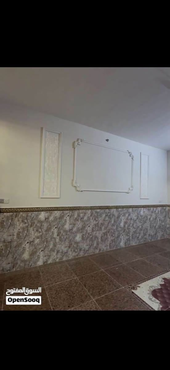 ⁨	بيت للايجار بحي القضاة ع شارع عام
الموقع مقابل شارع عريض وخدمات 
المساحة ١٥٠ 
يحتوي ٤ غرف منام
البيت نظيف ومرتب 
السعر مليون و١٥٠ الف
للاستفسار *********** 
او زيارة موقعنا بحي المهندسين شارع محطة الخليج العربي مكتب عقارات الشارقة 
#استثمار_تجاري #حي_القضاة #حي_المهندسين #القبلة #بيت_للايجار⁩
