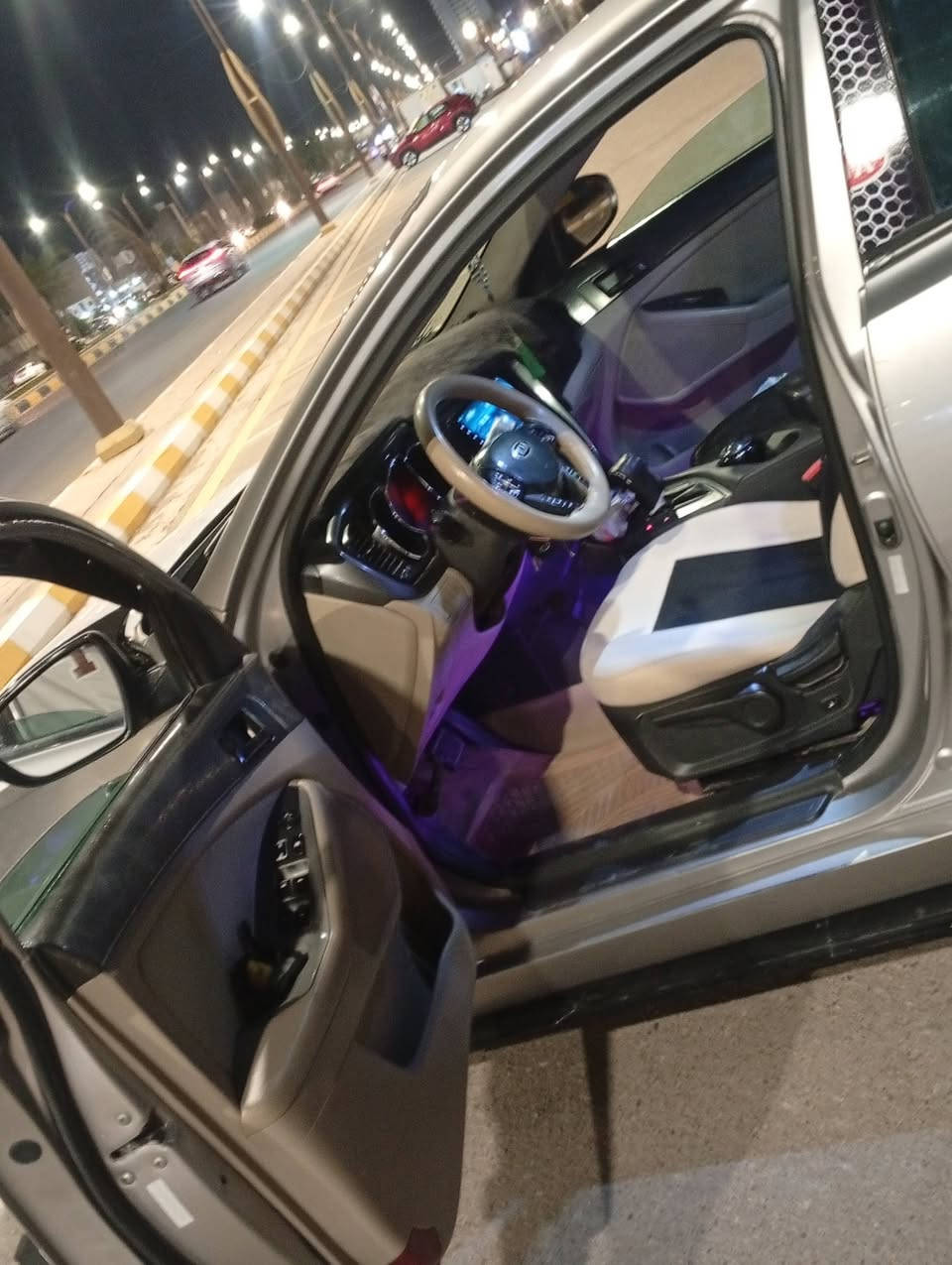 السلام عليكم اوبتما 12اامريكي للبيع او مراوس 
رقم بغداد دولي ثاني يوم تحويل
معليه كازكت 
115
وبيه مجال 
***********
***********
العنوان فلوجه
