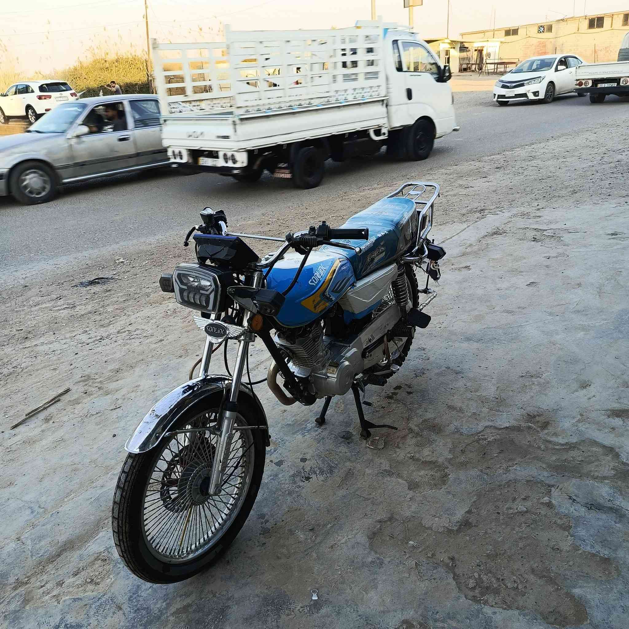 السلام عليكم
دراجة تايكر 2025 خمسة كير دراجة نضيفة وخير من الله مذب عليها ربع كهربائيات كاملة كلة جديد بيها كرت مكان ديالى دلي عباس رقم صاحب الدراجة هـ***********
