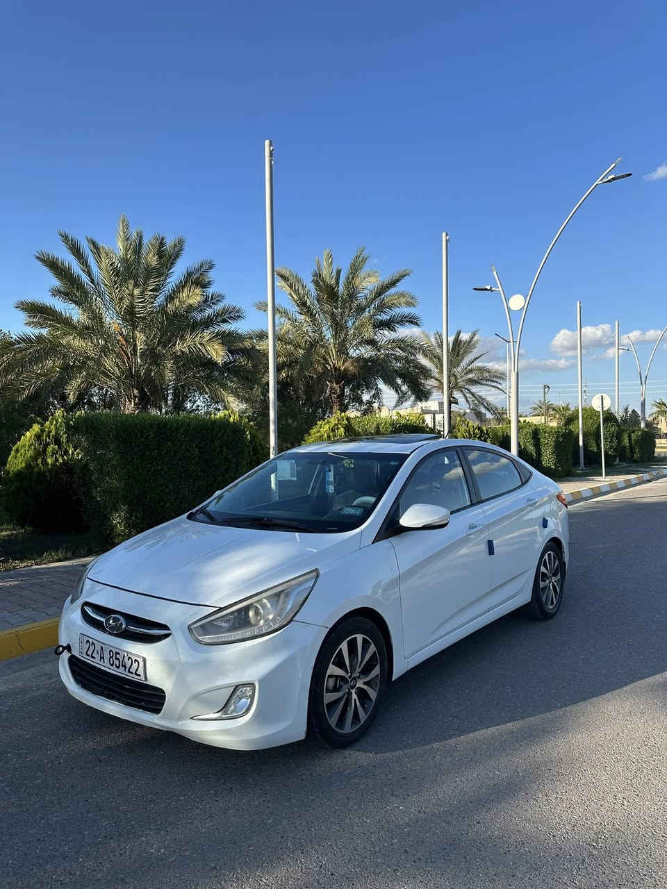 اكسنت خليجي 2015 للبيع
السياره نضية حيل سعر 107
*ماشيه 128 كيلو حقيقي
*فول مواصفات 
*لايت لد امامي خلفي
*فتحة سقف+ تحكمات+ كامره
*رقم اربيل بسمي وهزه وسنويه جدد 
ادامه كامله على السياره 

*الصبغ قطعه (وحده)
مكان السياره تكريت
للاتصال
***********
