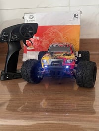 سيارة ريموت • مقاس ١:١٨ • رانية