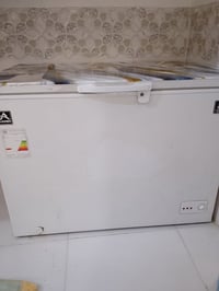 ثلاجة ٣٠٠ • جديدة