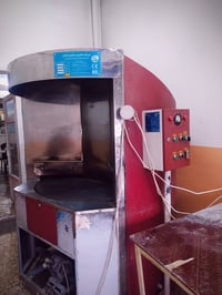 فرن للبيع  السعر ١٥ ورقة 07507742962