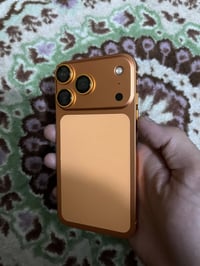 آيفون اكس آر • ذاكرة ٦٤ • بطارية ١٠٠